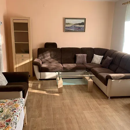 Apartament 99 Modra